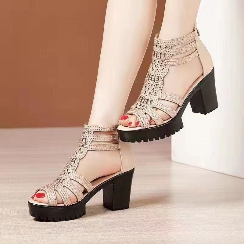Fiorelle Women’s Alviera Peep-Toe Platform Block Heel Sandals – Soft Sole Roman Style Versatile Chic Sandals (US 4–9)