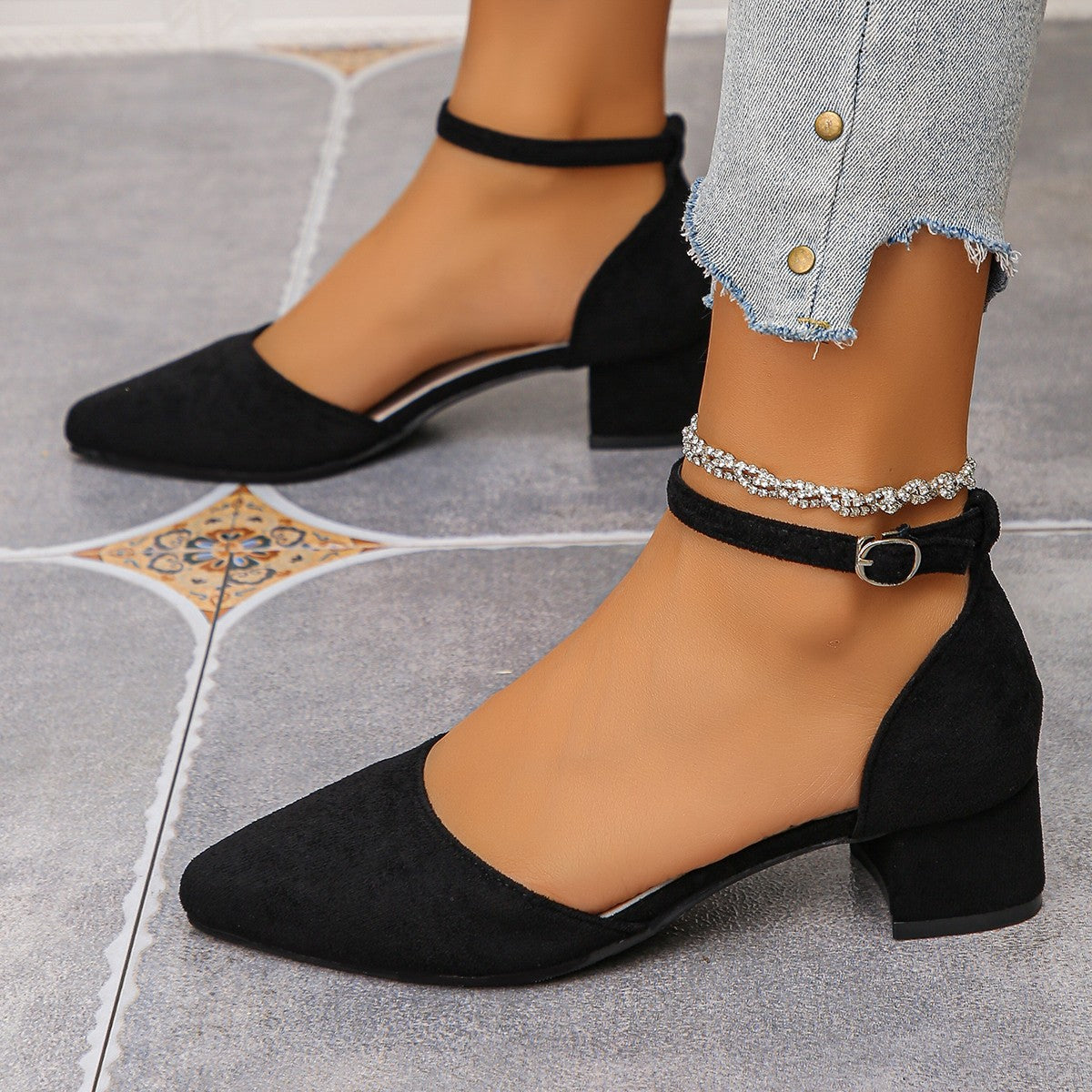 Fiorelle Women’s Serelia Suede Closed-Toe Sandals – Pointed Toe Block Heel Ankle Strap Dress Sandals (US 5–10.5)
