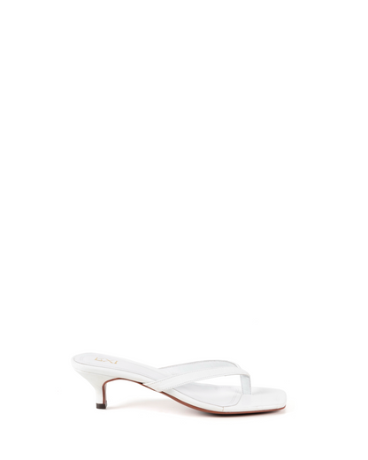 ILIA THONG WHITE