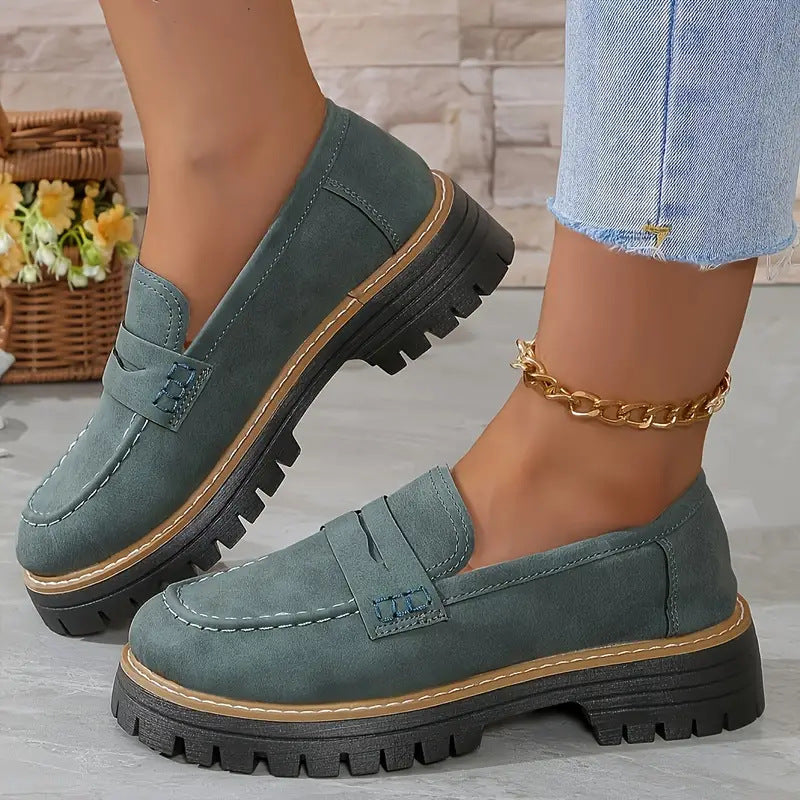 Fiorelle Women's Plus Size Casual Retro Suede Loafers with Chunky Heel Platform