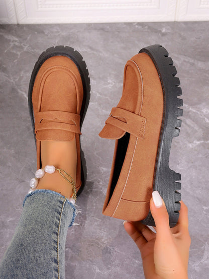 Fiorelle Women's Plus Size Retro Suede Loafers Slip-On Shoes with Chunky Heel Platform