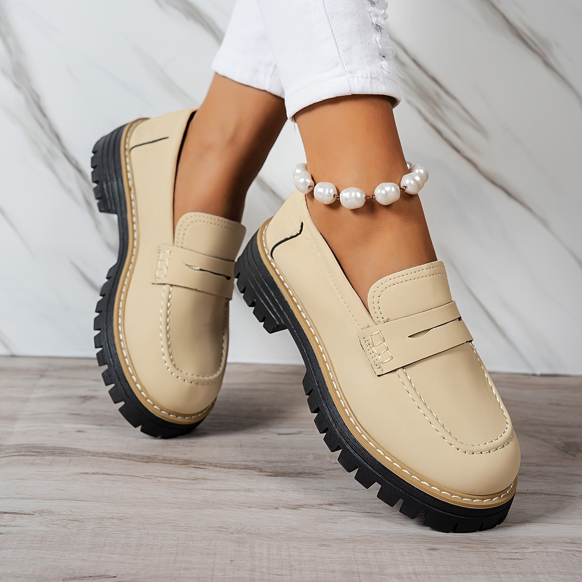 Fiorelle Women's Plus Size Casual Retro Suede Loafers with Chunky Heel Platform