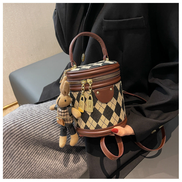 Fiorelle Women‘s Artisan Quilted Crossbody Bag Vintage Bunny Charm Bucket Tote