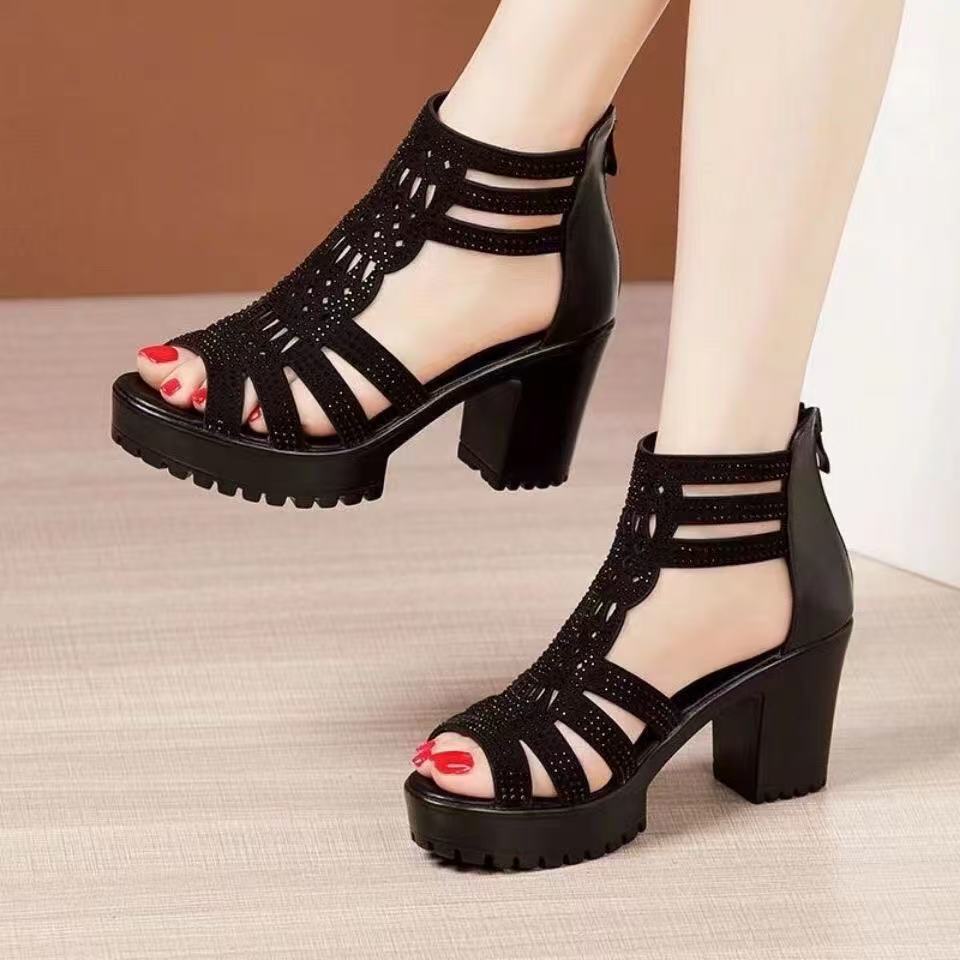 Fiorelle Women’s Alviera Peep-Toe Platform Block Heel Sandals – Soft Sole Roman Style Versatile Chic Sandals (US 4–9)