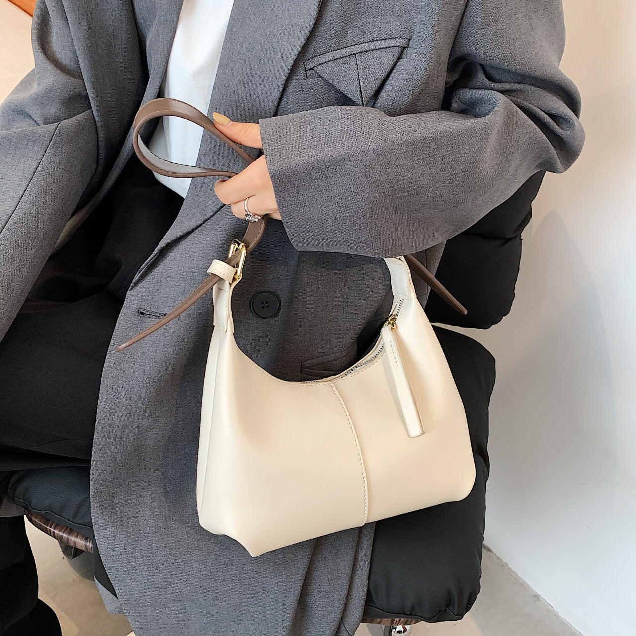 Fiorelle Women's Crescent Shoulder Bag – Textured Underarm Saddle | Minimalist Essential