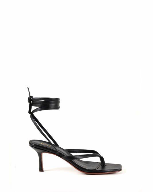 DIANA LACEUP BLACK