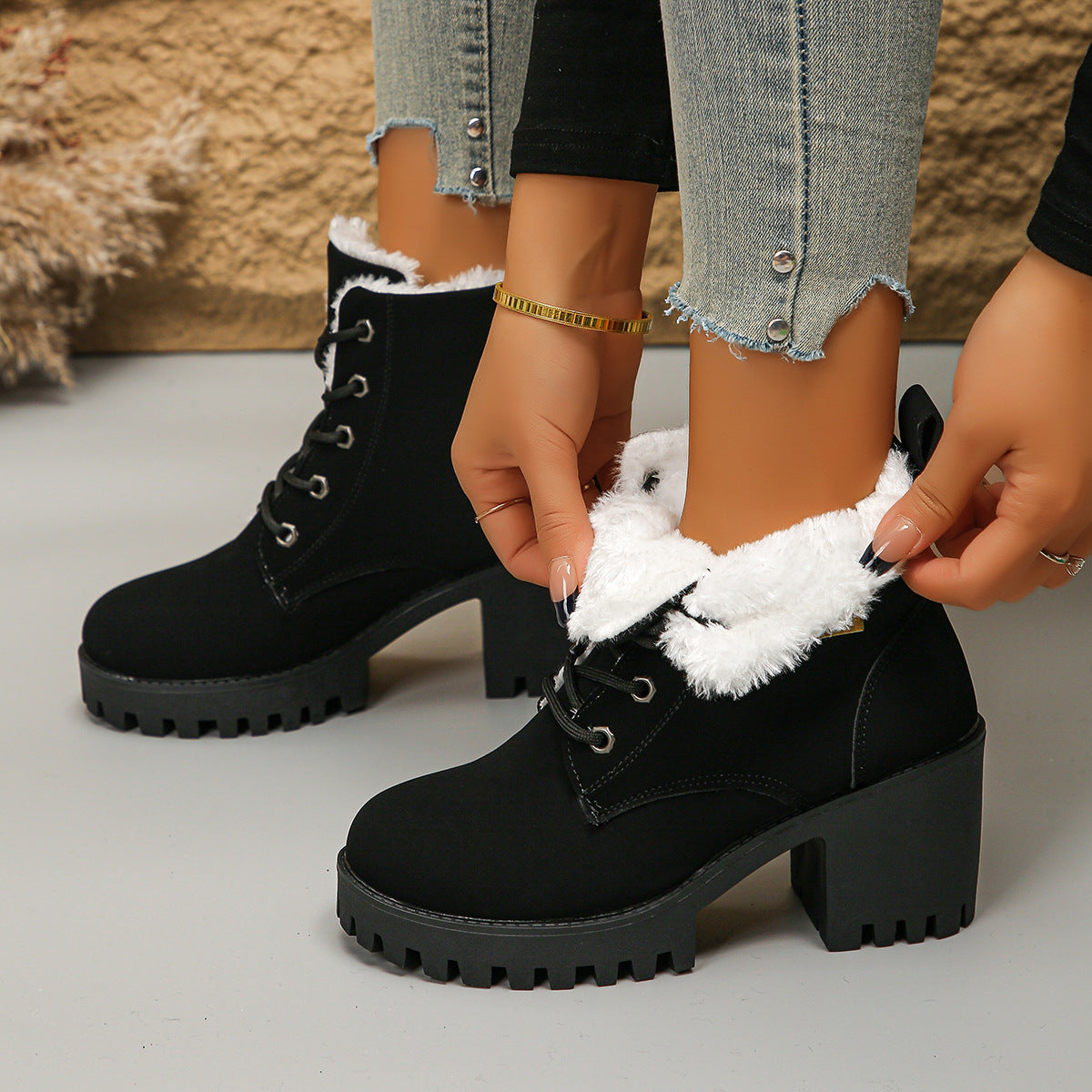 Fiorelle Women's Alpine Luxe Combat Boot - Chunky Sole Mid-Heel Weatherproof Ankle Boots with Faux Fur Lining & Classic Lace-Up Design (US 4-10)