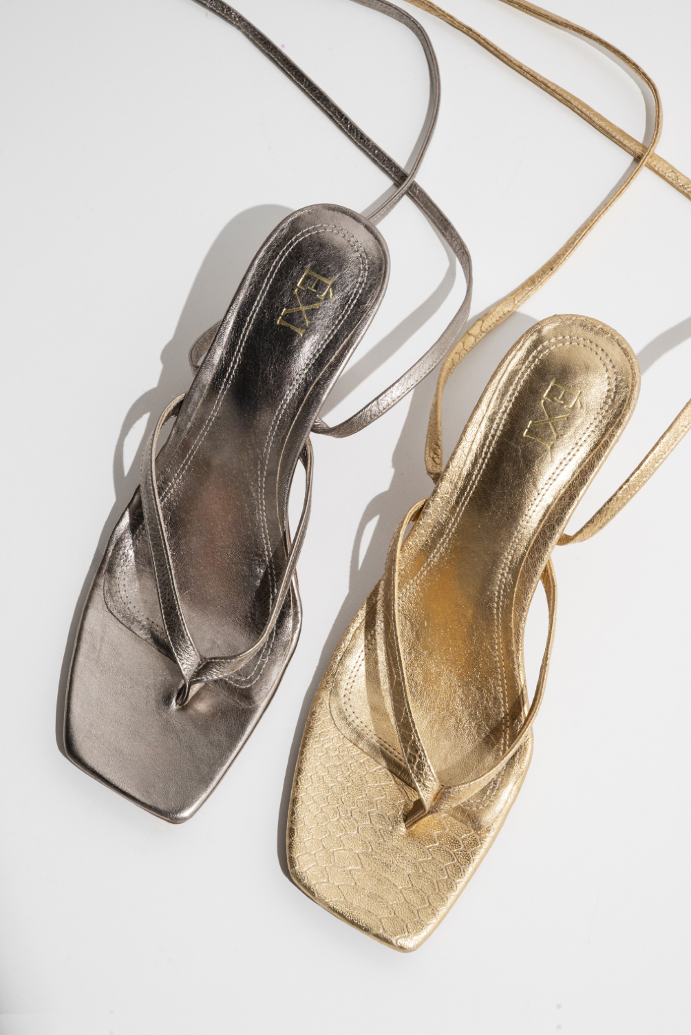DIANA LACEUP SILVER