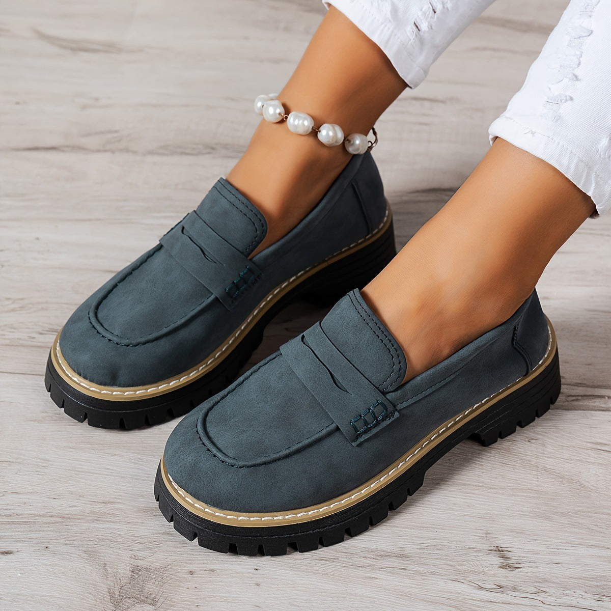 Fiorelle Women's Plus Size Casual Retro Suede Loafers with Chunky Heel Platform