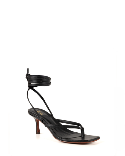 DIANA LACEUP BLACK