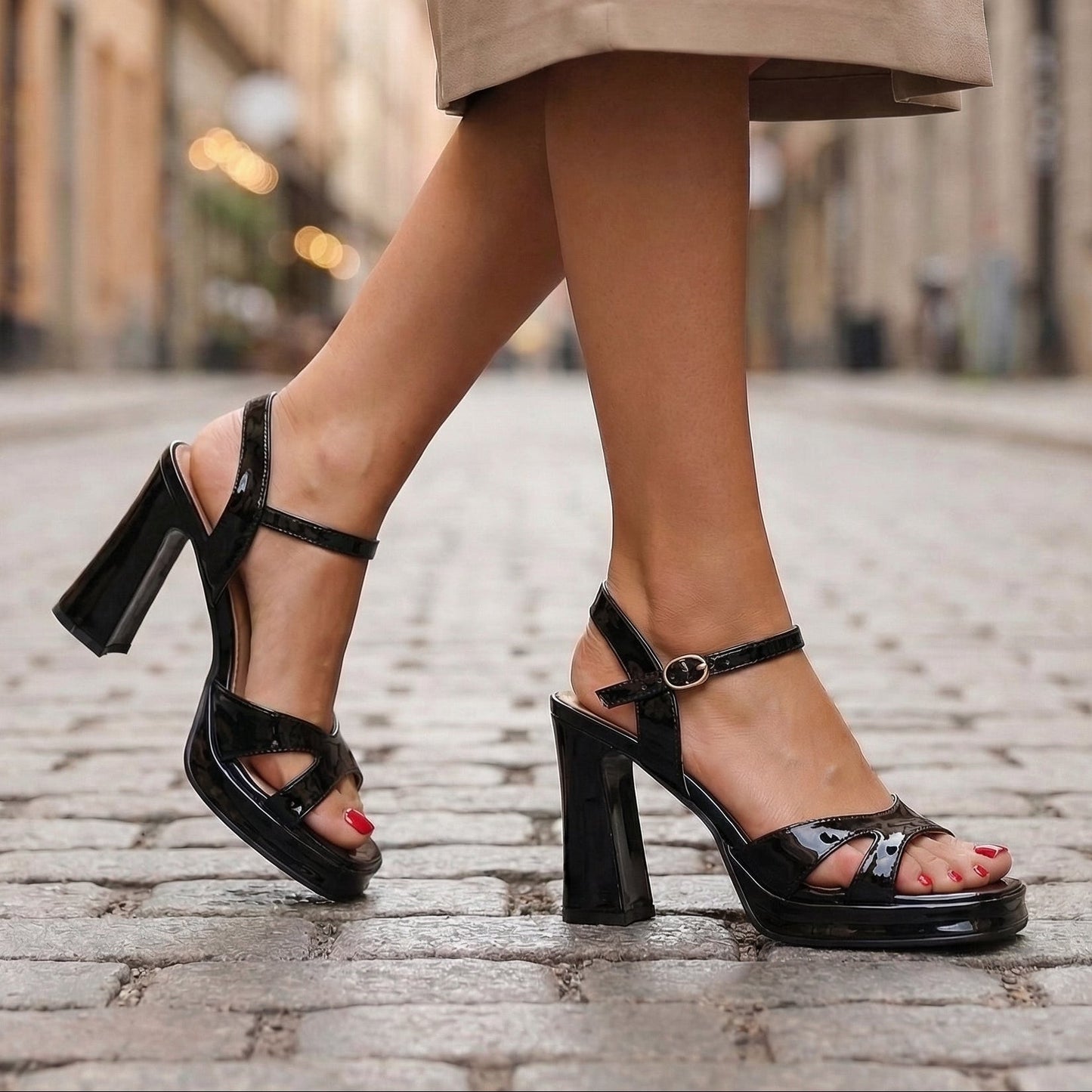 Faye Sandals